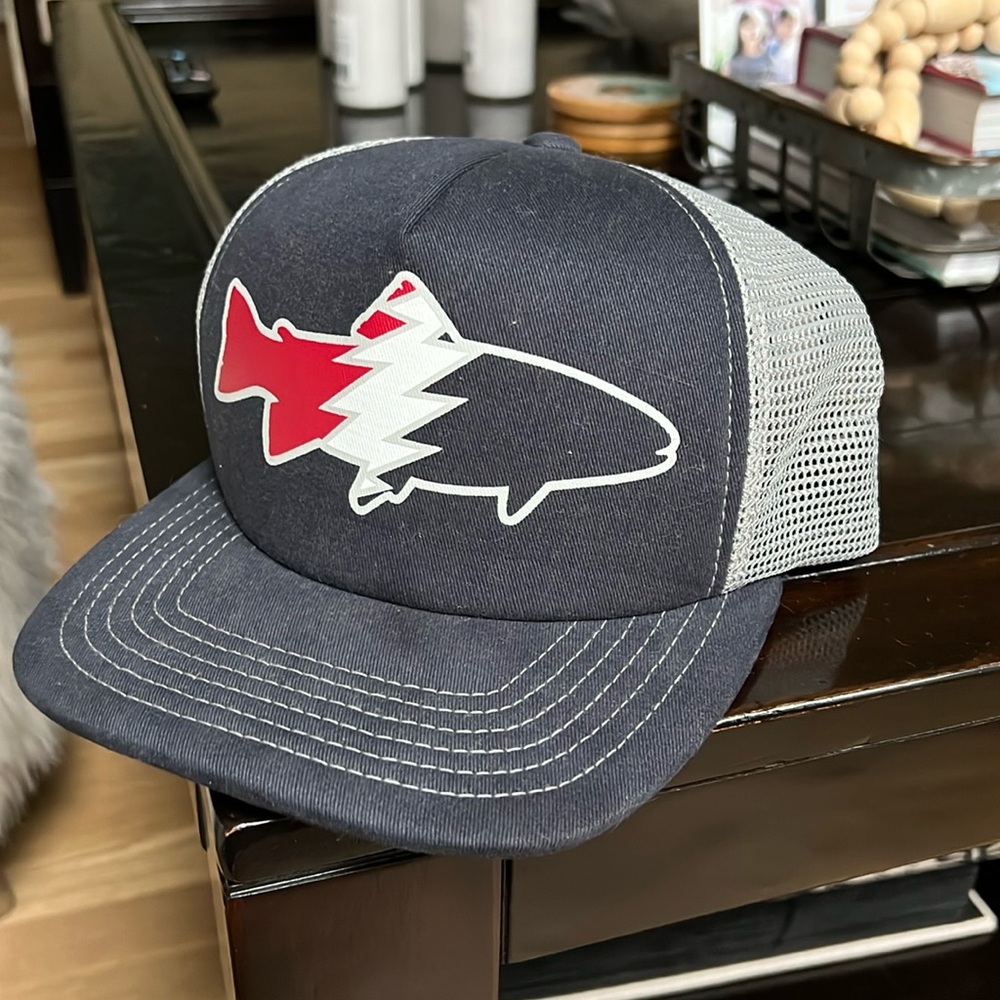 Pesca Muerta Truck Hat-Like New!